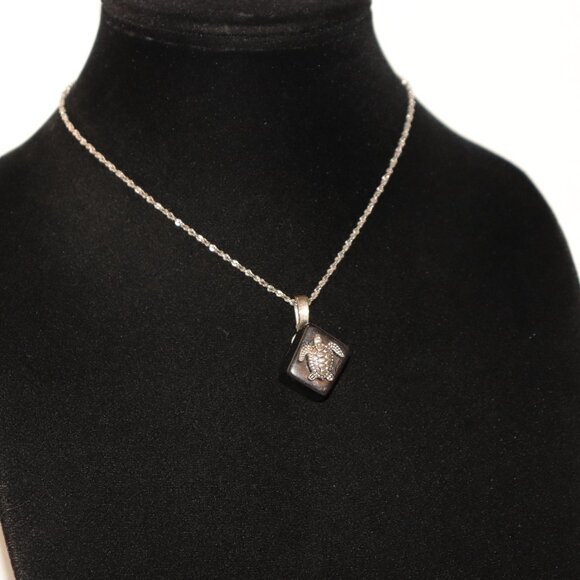 🐢 Silver & Black Turtle Pendant Necklace – 15"  🖤 - Picture 5 of 6